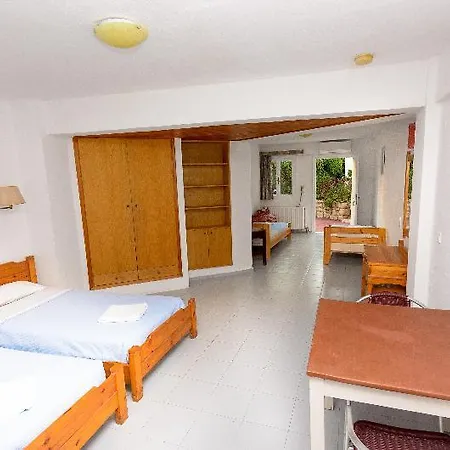 Classic Aparthotel 2*